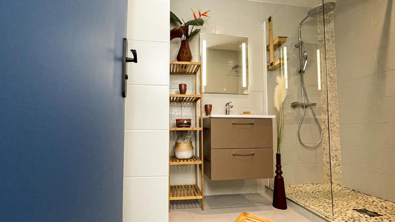 HOMEY MONTAIGNE - New - A 1 min à pied du LAC D'ANNECY - 2 Balcons privés - Appartement avec 2 chambres - Stationnement gratuit toute l'année sauf en été - juin à août Exterior foto
